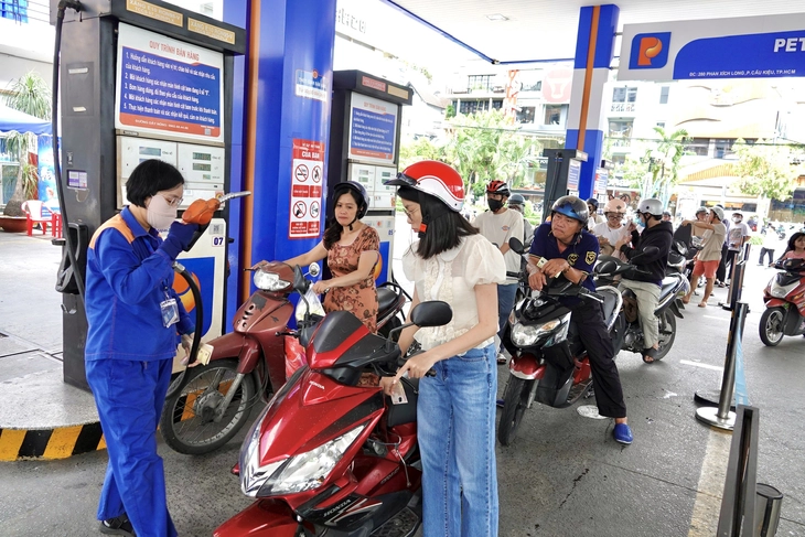 Người dân muốn có thêm thông tin về xăng E10 - Ảnh 2.