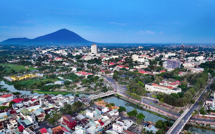 Tây Ninh sẽ phát triển 'du lịch điện ảnh' với phim trường ngoại cảnh, trung tâm sản xuất hậu kỳ gần TP.HCM - Ảnh 4.