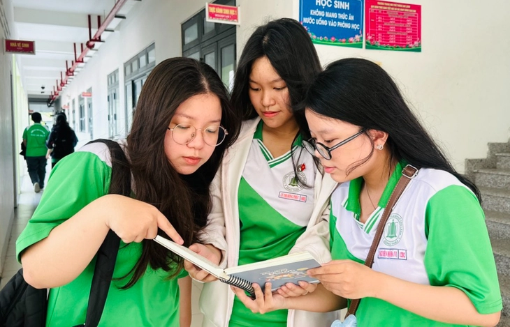 thi tốt nghiệp - Ảnh 21.