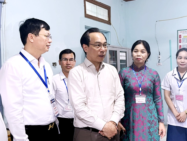 Hơn 1,2 triệu thí sinh làm thủ tục dự thi tốt nghiệp THPT 2026 - Ảnh 6.