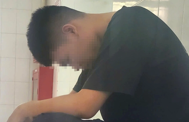 Hành trình cai nghiện game, mạng xã hội đầy khó khăn - Kỳ 1: Cậu bé ngủ gục ở bệnh viện - Ảnh 1. mạng xã hội - Ảnh 1.