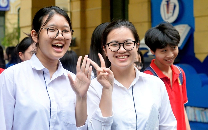 Ngày đầu thi tốt nghiệp THPT, số thí sinh bị đình chỉ thi gần gấp đôi năm trước - Ảnh 3.