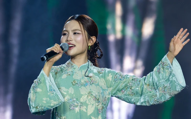 Tạ Minh Tâm, Hồng Nhung hát về những chiến công thầm lặng trong gala 'Tổ quốc bình yên' - Ảnh 17.