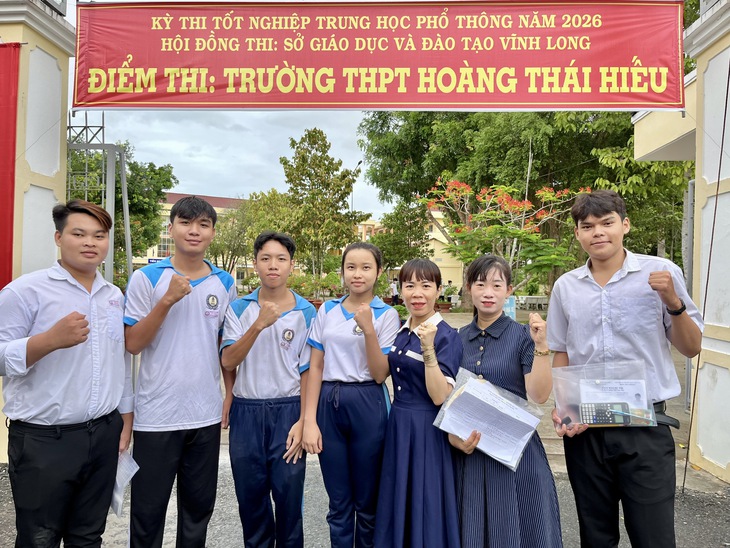 thi tốt nghiệp - Ảnh 10.