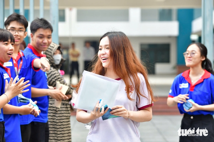 Đề văn thi tốt nghiệp THPT 2026 - Ảnh 4. đề văn - Ảnh 4.