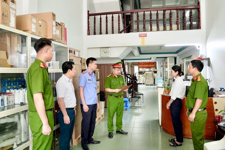 Siết bản quyền phần mềm: Chấp nhận 'đau' ngắn hạn để vươn ra biển lớn - Ảnh 1. phần mềm - Ảnh 1.