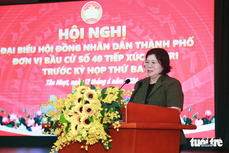 Phó bí thư Thành ủy TP.HCM tiếp xúc cử tri bốn xã khu vực Bình Chánh - Ảnh 1.