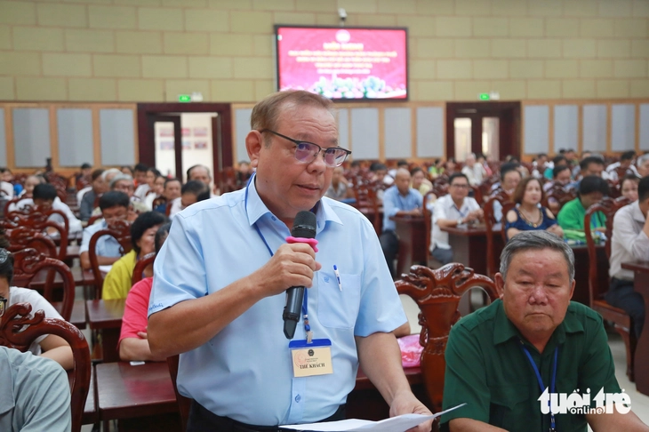 Phó bí thư Thành ủy TP.HCM tiếp xúc cử tri bốn xã khu vực Bình Chánh - Ảnh 3.
