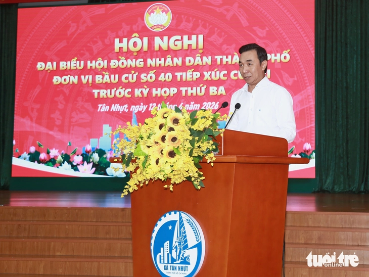 Phó bí thư Thành ủy TP.HCM tiếp xúc cử tri bốn xã khu vực Bình Chánh - Ảnh 4.
