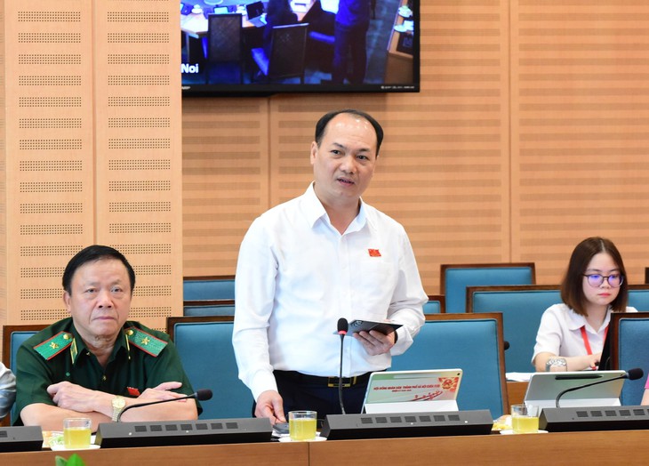 Xã xin chủ trương đấu giá đất, gửi hồ sơ lên sở 'từ tháng 8 năm ngoái' nhưng đến nay 'vẫn chưa xong' - Ảnh 2.