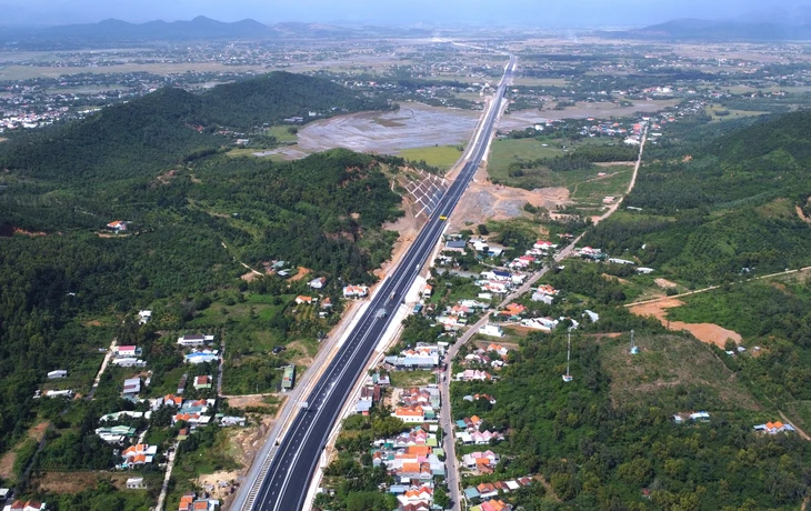 Mở rộng trung tâm hành chính Nha Trang - Cam Lâm, các đô thị còn lại ở Khánh Hòa quy hoạch ra sao? - Ảnh 3. Mở rộng trung tâm hành chính Nha Trang - Cam Lâm, các đô thị còn lại ở Khánh Hòa quy hoạch ra sao? - Ảnh 3.