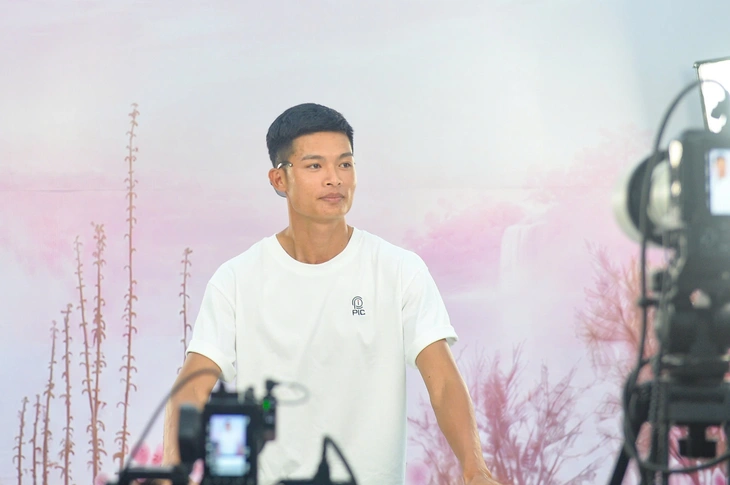 Sẵn sàng cho Mega livestream ‘Tiếp sức hoa mặt trời’: Để mỗi đơn hàng sẻ chia yêu thương - Ảnh 4. bệnh nhi ung thư - Ảnh 4.