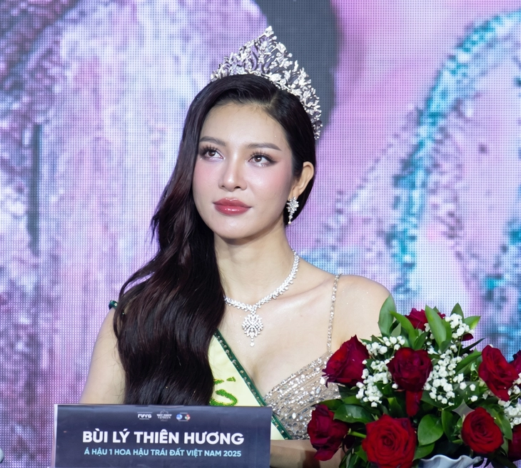 Mai Ngô - Ảnh 3.