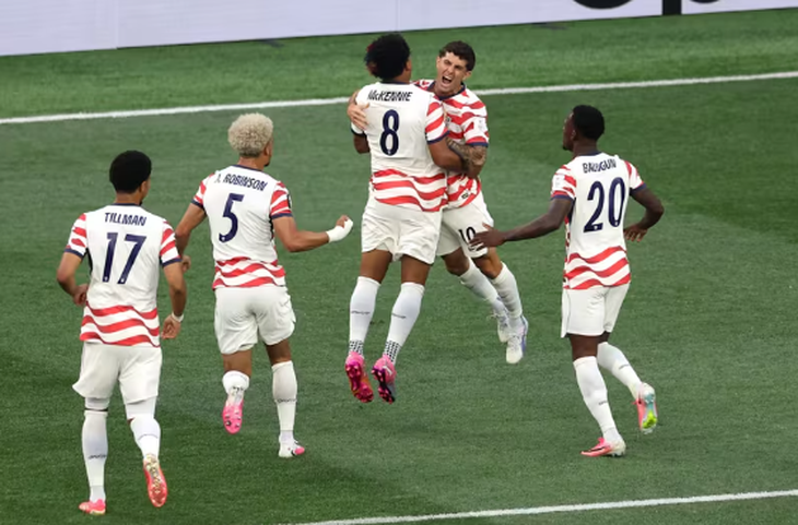  'Tôi mong Việt Nam dự World Cup' - Ảnh 2.