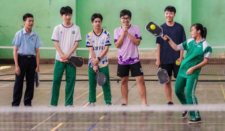 Giải pickleball học sinh - sinh viên Đà Nẵng lần đầu tổ chức đã có 65 trường tham gia - Ảnh 1.