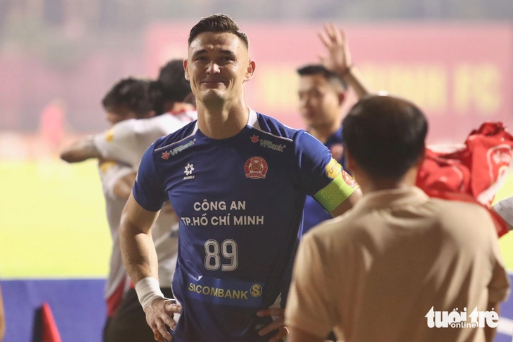 Patrik Lê Giang nghẹn ngào sau chức vô địch Cúp quốc gia 2025 - 2026 - Ảnh 3.