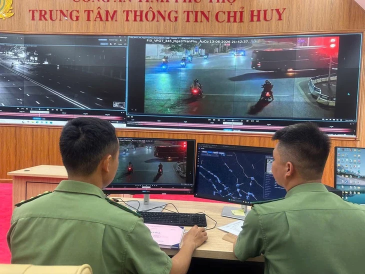 Từ camera AI, công an chỉ mất 30 phút nhận diện 18 thanh, thiếu niên tụ tập đánh nhau trên phố - Ảnh 2.