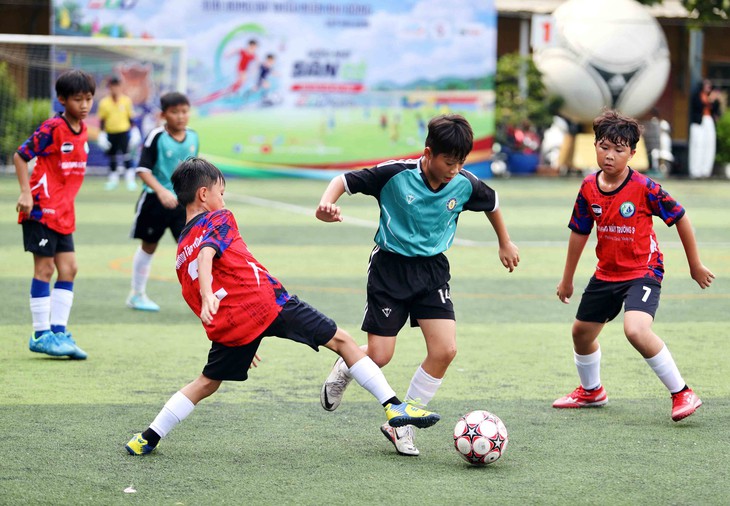 Cầu thủ trẻ TP.HCM tranh tài mùa World Cup 2026 - Ảnh 2.