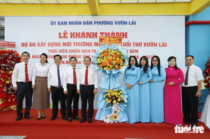 TP.HCM khánh thành thêm một trường học trong chiến dịch '50 ngày đêm hoàn thành 1.000 phòng học' - Ảnh 2.