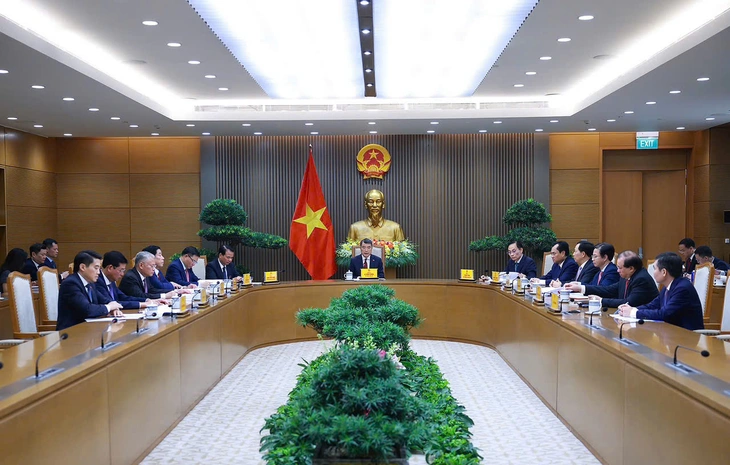 Sẵn sàng đẩy mạnh hợp tác đường sắt, kết nối Việt Nam với các nước - Ảnh 2. Thủ tướng Lê Minh Hưng - Ảnh 2.