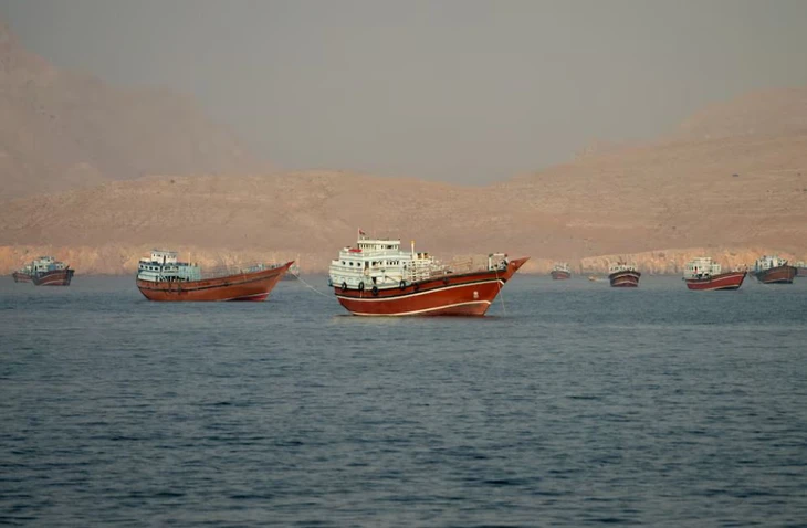 Giá dầu thế giới giảm hơn 4% sau khi Mỹ - Iran đạt thỏa thuận hòa bình - Ảnh 1. Giá dầu thế giới giảm hơn 4% sau khi Mỹ - Iran đạt thỏa thuận hòa bình - Ảnh 1.