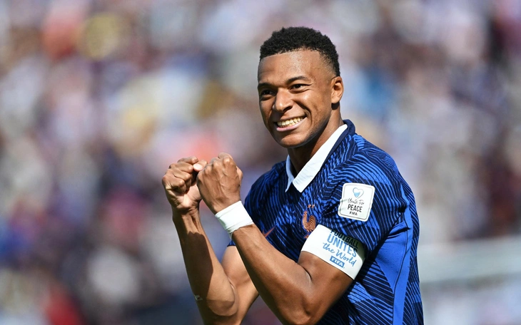 Siêu phẩm sút xa của Mbappe nhấn chìm tuyển Senegal - Ảnh 2.