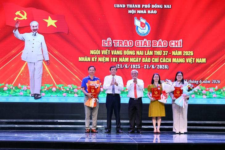 Đồng Nai trao giải báo chí cho 16 tác phẩm, báo Tuổi Trẻ đạt giải ba - Ảnh 2.