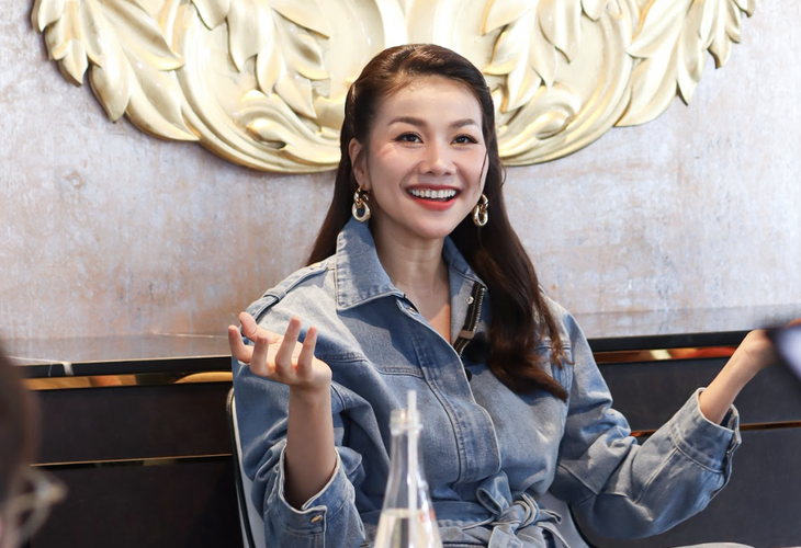Thanh Hằng đáp trả tranh cãi tuổi tác trong Mesdames Thanh Sắc - Ảnh 1.