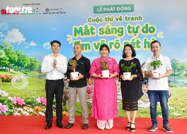 khuyến khích trẻ sống năng động, hạn chế mạng xã hội - Ảnh 12.
