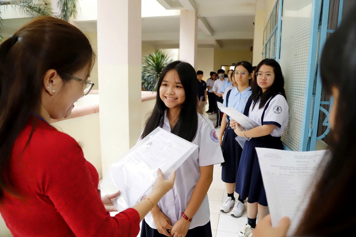 TP.HCM hoàn tất ghép phách bài thi lớp 10, chuẩn bị công bố điểm - Ảnh 2.