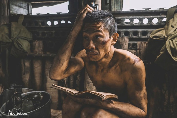 Tạ của 'Mưa đỏ' bất ngờ hóa bố đơn thân trong 'Chuyến đi nhớ đời' - Ảnh 1.