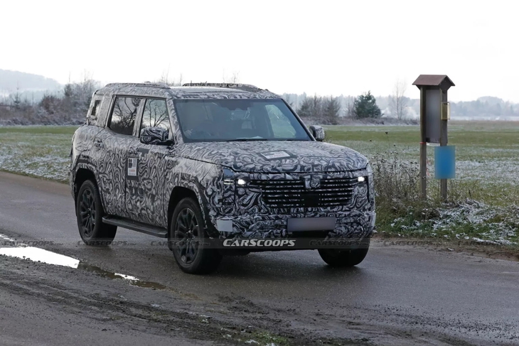 Đại lý được xem sớm xe Mitsubishi mới: 'Pajero như Land Cruiser, Outlander khác một trời một vực' - Ảnh 1.