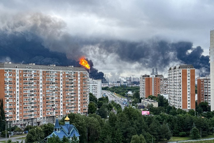 Nga thừa nhận bị Kiev tập kích quy mô lớn, tuyên bố sẽ tiếp tục tấn công Ukraine - Ảnh 2.