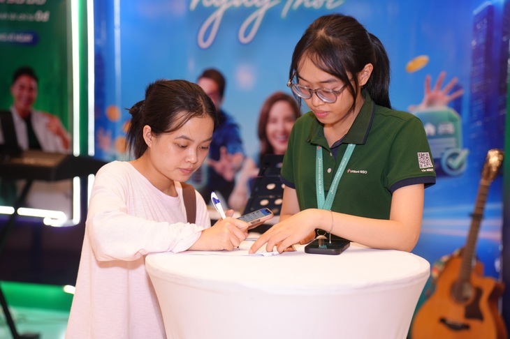 "VPBank tới rồi, mở "lời" ngay thôi"... - Ảnh 3.