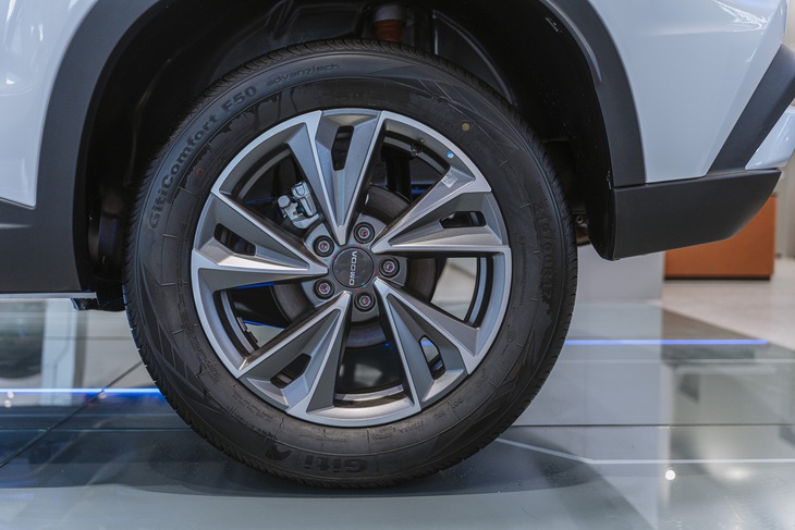 Omoda C5 bổ sung bản Sport ở Việt Nam: Giá 559 triệu, đi 5 năm không tốn tiền xăng, thêm lựa chọn đấu Toyota Yaris Cross - Ảnh 5.