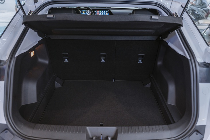 Omoda C5 bổ sung bản Sport ở Việt Nam: Giá 559 triệu, đi 5 năm không tốn tiền xăng, thêm lựa chọn đấu Toyota Yaris Cross - Ảnh 10.