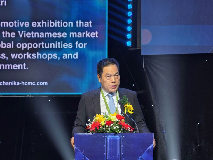 Xe điện, xe hybrid 'chiếm sóng' triển lãm Automechanika 2026 ở Việt Nam - Ảnh 1.