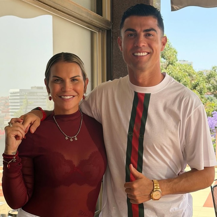 Chị Ronaldo châm ngòi tranh cãi ở tuyển Bồ Đào Nha chỉ vì… nút like - Ảnh 1.