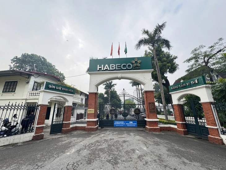 Hà Nội thống nhất quan điểm giữ phương án xây trường THPT tại khu đất Nhà máy bia Hà Nội  - Ảnh 1.