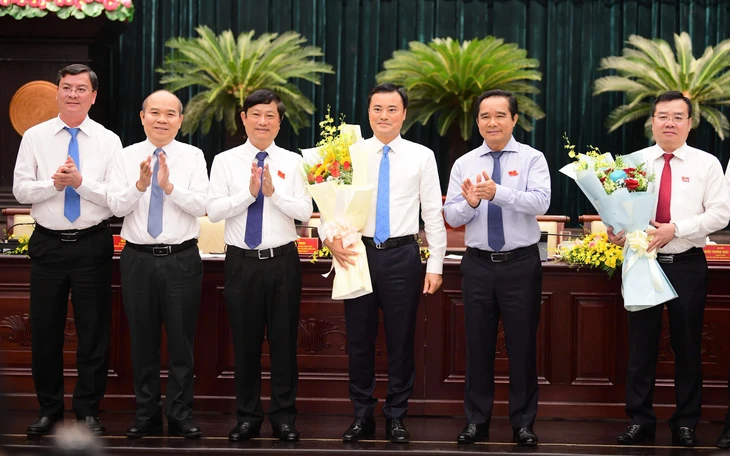 Phó Chủ tịch UBND TP.HCM Hoàng Nguyên Dinh nhận thêm nhiệm vụ phụ trách - Ảnh 2.