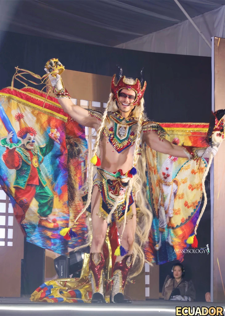 Trang phục dân tộc Man of the World 2026 gây tranh cãi vì thiên về trình diễn - Ảnh 6. Man of the World - Ảnh 6.
