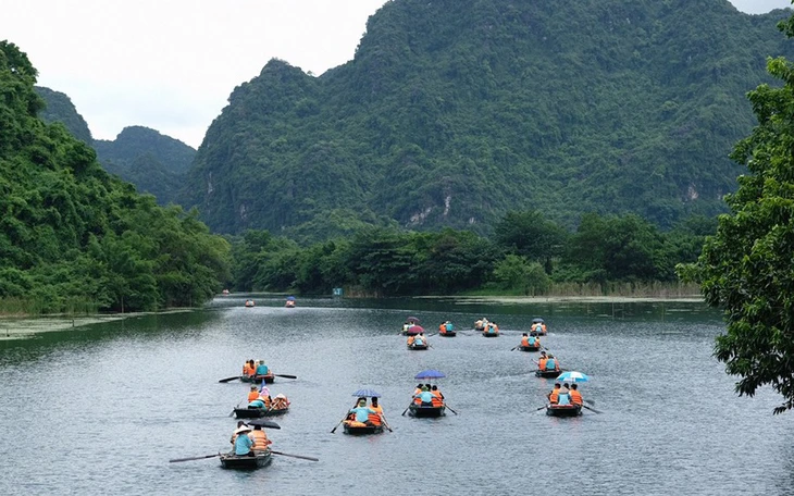 Xử phạt cô gái bịa chuyện 'gặp ma' khi đi du lịch ở Ninh Bình - Ảnh 2.