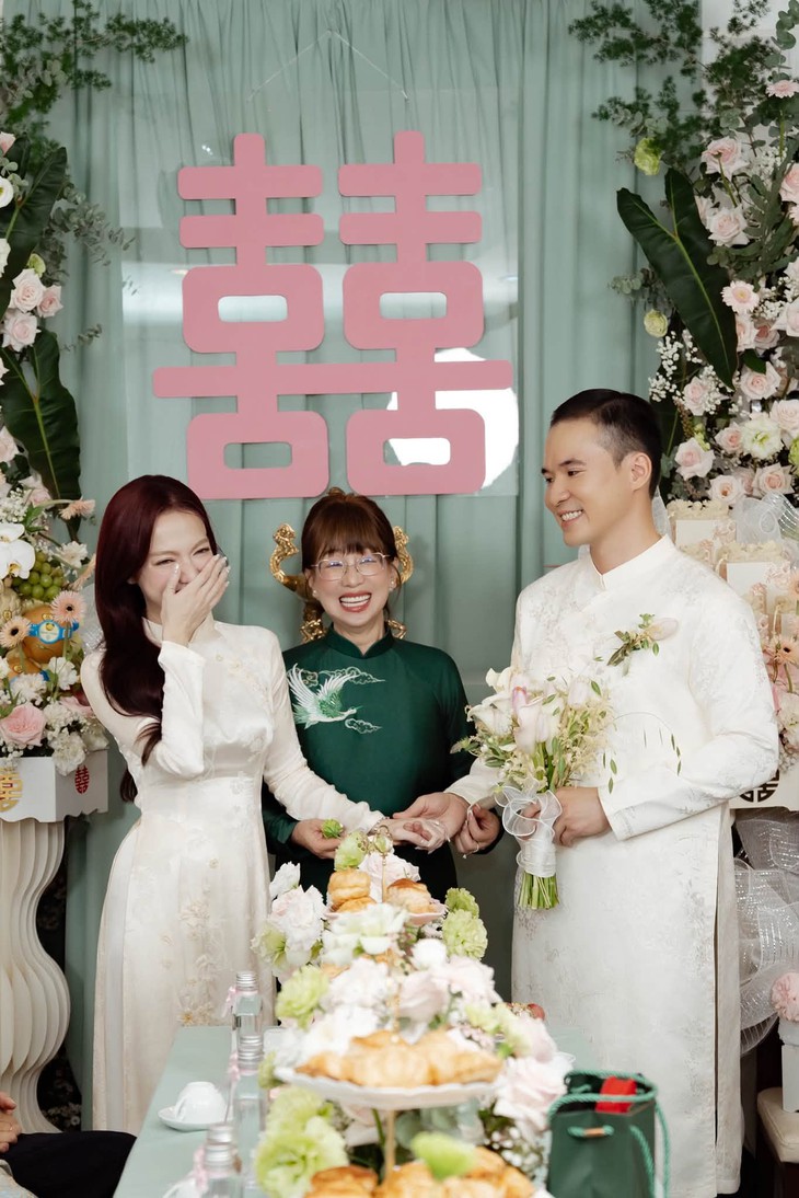 Xuân Nghi lên xe hoa cùng kỹ sư công nghệ Nhật Minh , Đám cưới ngập tràn sắc màu - Ảnh 2.