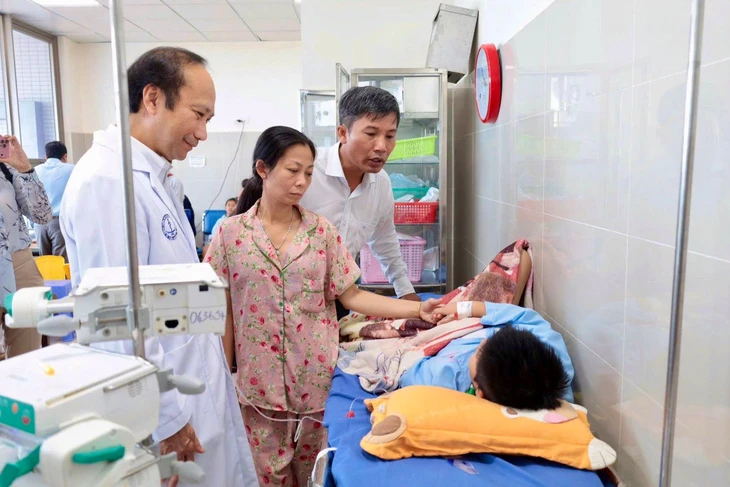 Vụ ngộ độc thực phẩm tại Đồng Tháp sau khi ăn bánh mì Hồng Ngọc: 290 Ca nhập viện - Ảnh 1. Vụ ngộ độc thực phẩm tại Đồng Tháp sau khi ăn bánh mì Hồng Ngọc: 290 Ca nhập viện - Ảnh 1.