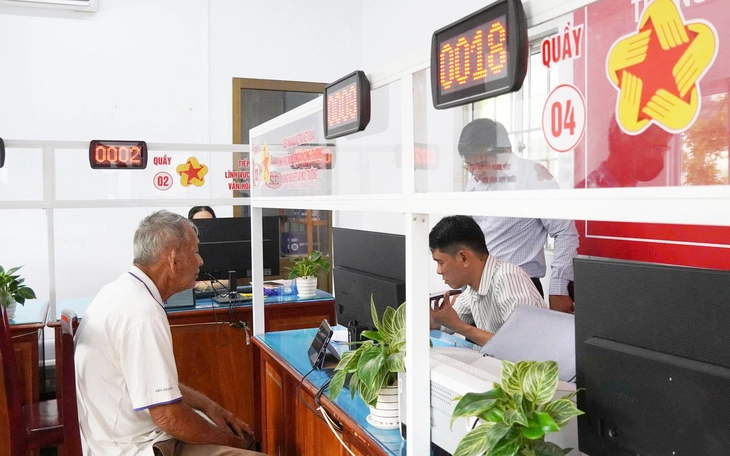 Cần Thơ yêu cầu thống kê nhân sự trưởng, phó phòng và tương đương - Ảnh 2.