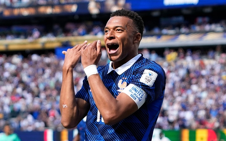 Mbappe: "Beckham thường xuyên gọi điện rủ tôi đến Mỹ thi đấu" - Ảnh 2.