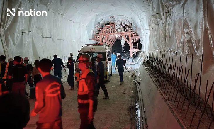 Sập giàn giáo công trình đường sắt tại Thái Lan: 2 người chết, 7 người bị thương - Ảnh 1.
