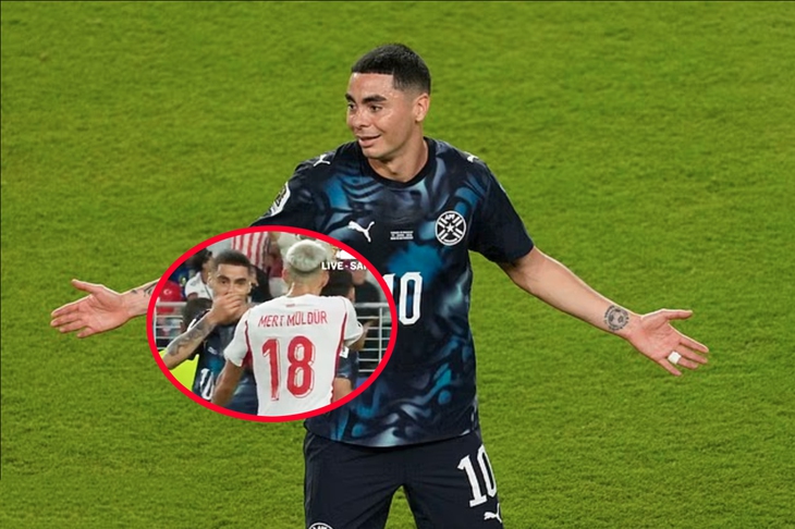 Miguel Almiron nói gì sau khi bị thẻ đỏ vì che miệng nói chuyện ở World Cup - Ảnh 1.