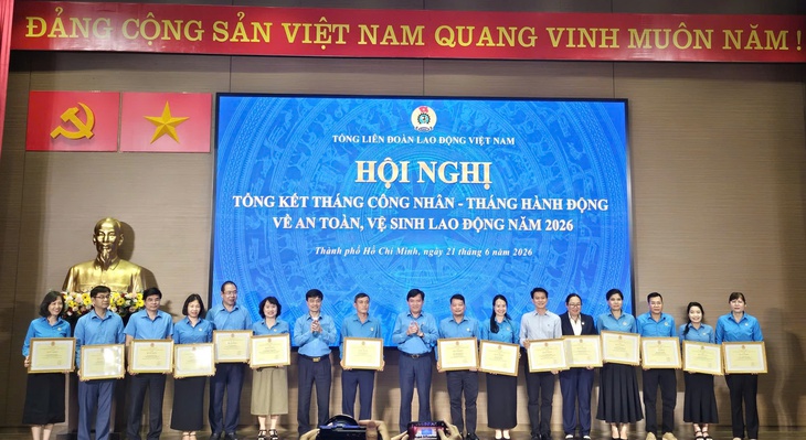 Tổng Liên đoàn Lao động Việt Nam tổ chức Hội nghị Tổng kết và Khen thưởng Tháng Công nhân năm 2026 - Ảnh 2.