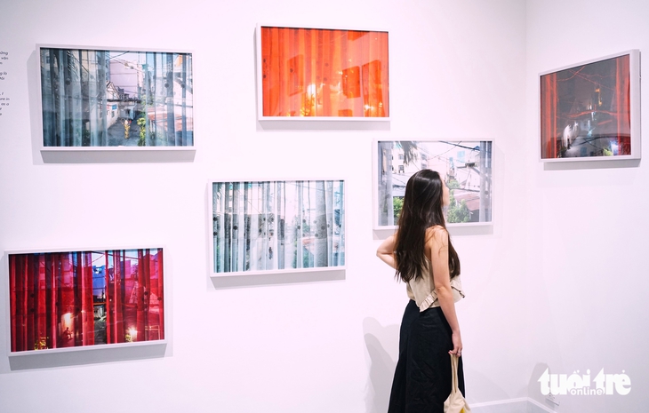 18 nghệ sĩ kể chuyện Việt Nam đương đại bằng trầm tích của ánh sáng - Ảnh 3.